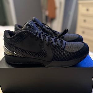 Zoom Kobe 4 Protro “Gift of the Mamba”
